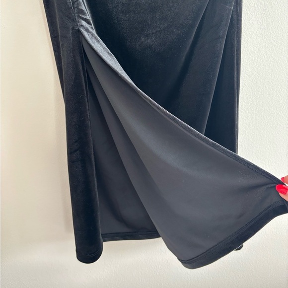 Old Navy Elegant Black Velvet Maxi Skirt size M - Picture 5 of 14